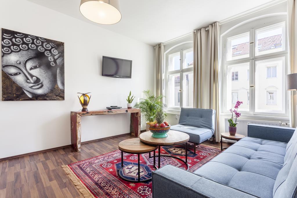 The Rheinsberger - Cosy 2Br One Living Room Up To 6 Берлин Екстериор снимка