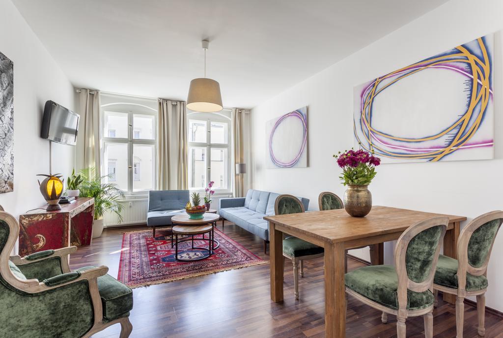 The Rheinsberger - Cosy 2Br One Living Room Up To 6 Берлин Екстериор снимка